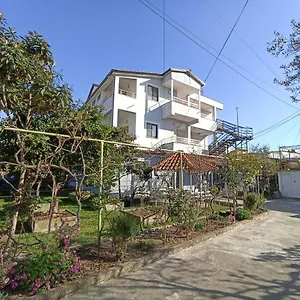 Gospodarstwo wiejskie Osmani, Durrës
